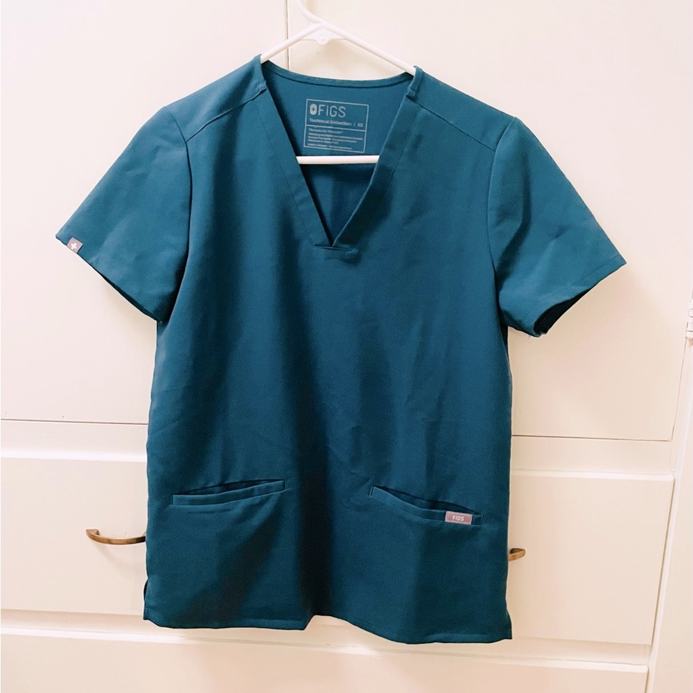 Figs Caribbean Blue  scrub top